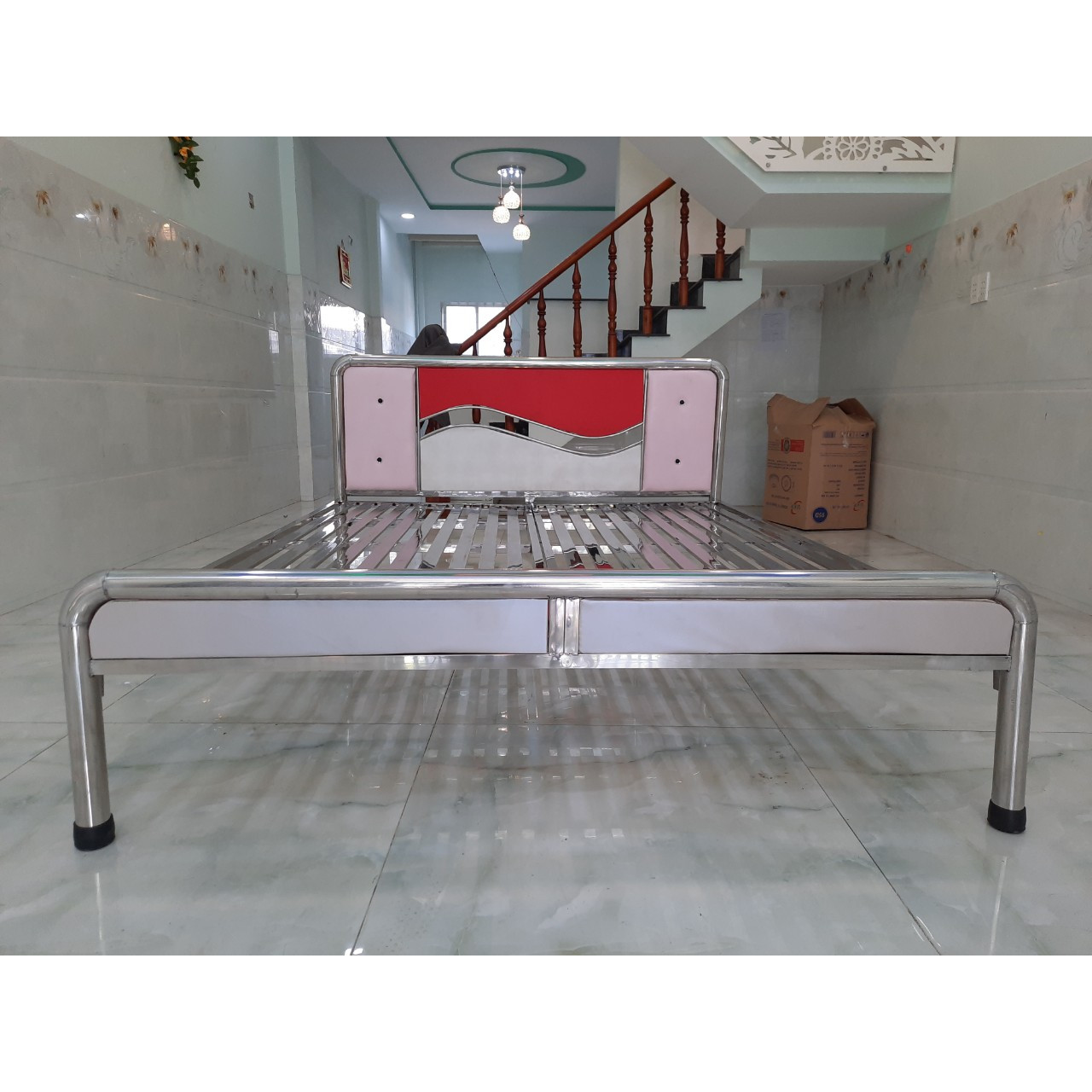 Giường ngủ inox tròn cao cấp nhiều kích thước - mẫu viền cong