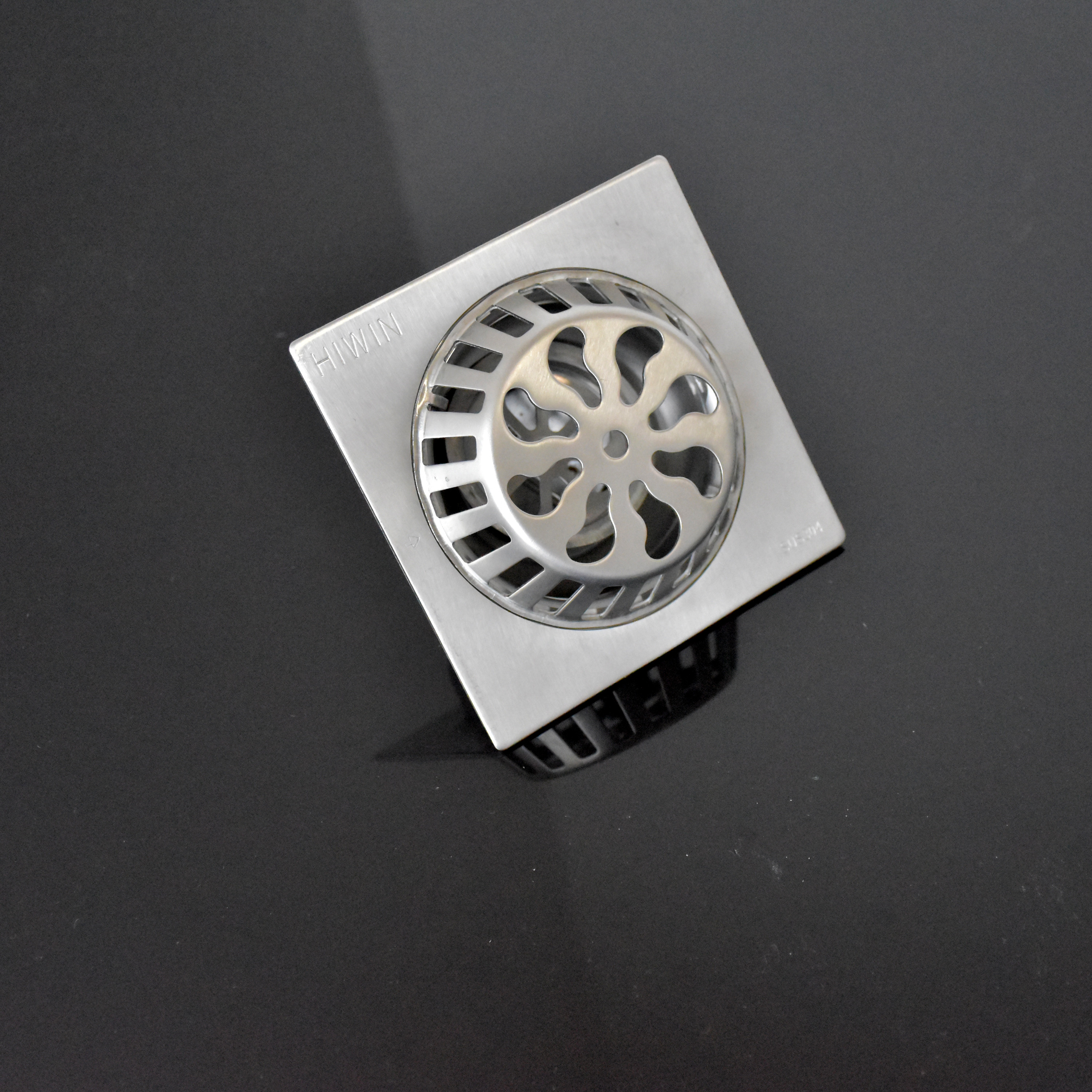 Cầu chắn rác ban công Inox 304 cao cấp ngõng trọng lực FD-76