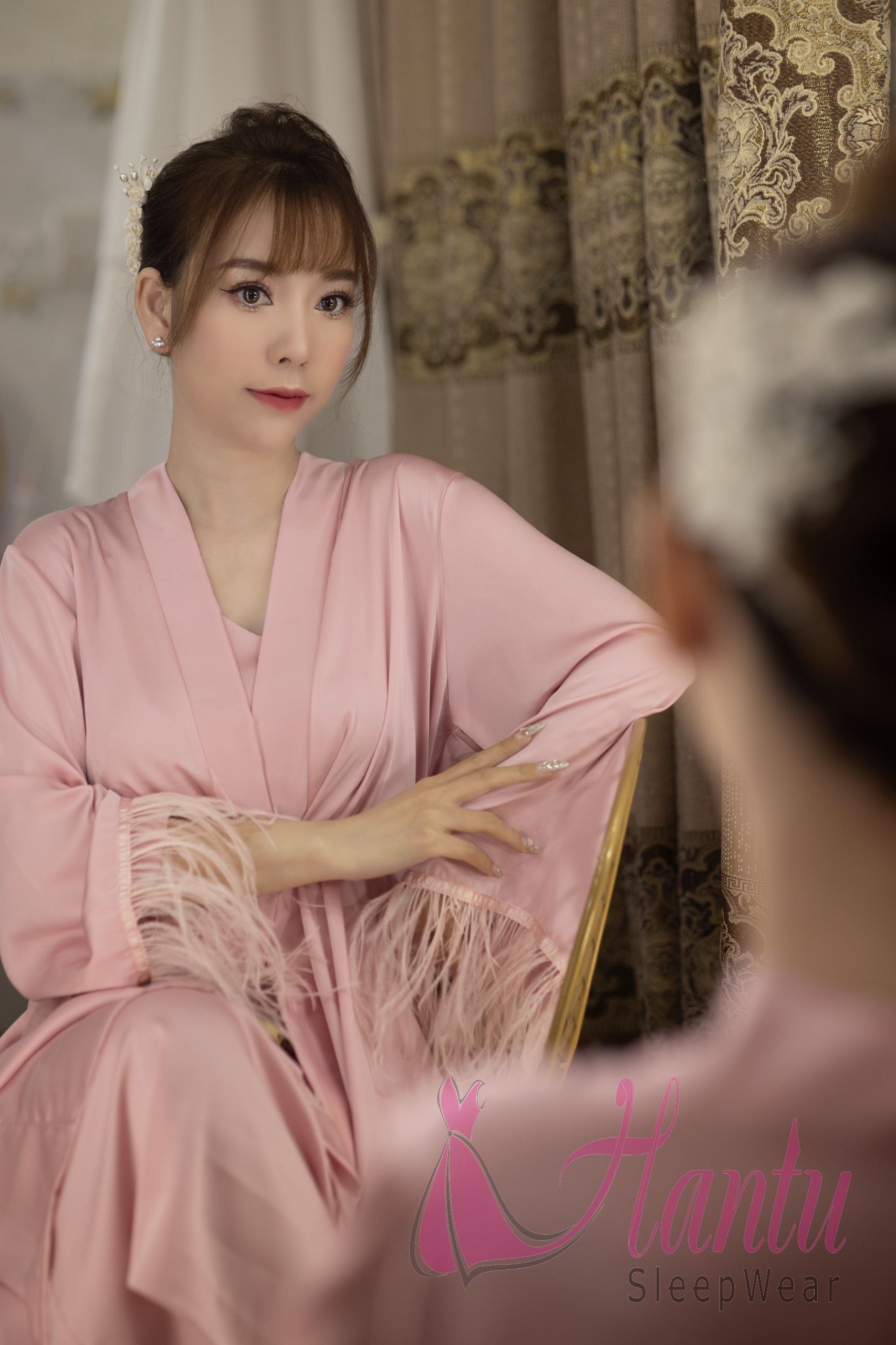 Áo choàng cô dâu phối lông vũ cao cấp Hantu Sleepwear đủ màu đủ size