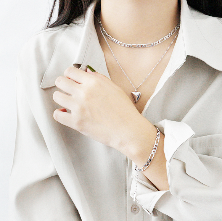 Vòng đeo tay xích titan 3-1 độc đáo