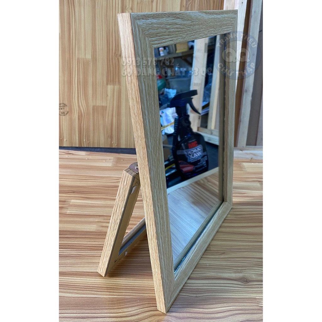 Khung ảnh cỡ 40x70cm, loại bản dày 5cm mặt bằng mica loại dầy đẹp, tặng kèm móc treo..