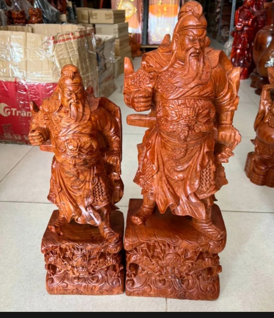 Tượng ddiieu khắc quan công trấn ải bawfg gỗ hương cao 30 cm