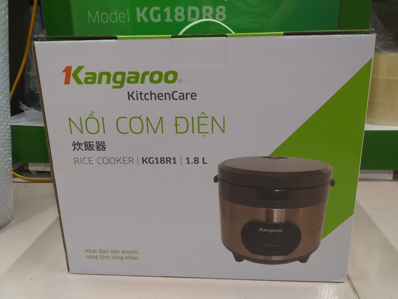 Nồi cơm điện Kangaroo KG18R1 hàng chính hãng bảo hành 12 tháng