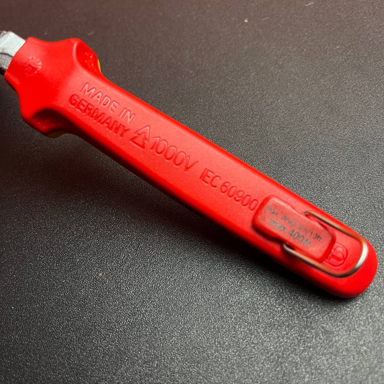 KIỀM ĐA NĂNG KNIPEX CÁCH ĐIỆN 1000V CÓ LÒ XO VÀ MÓC TREO, DÀI 200 MM 13 96 200 T