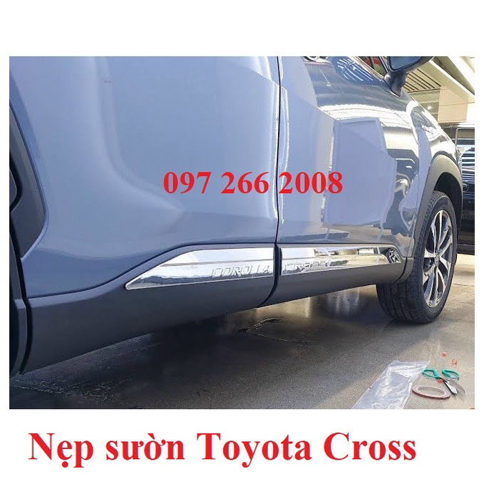 Nẹp sườn, ốp hông sườn xe Toyota Corolla Cross 2020- 2023 - Bản to siêu đẹp, vừa theo xe