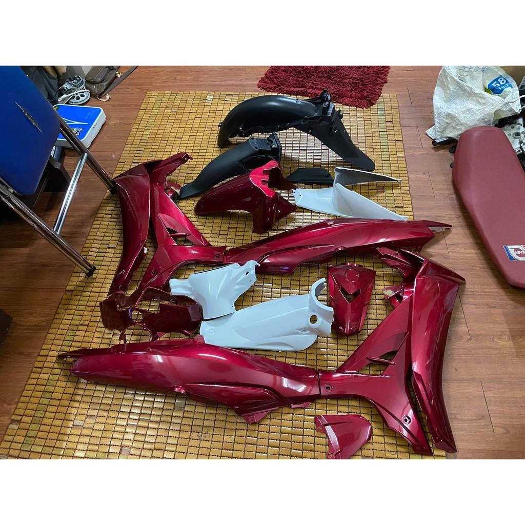 Dàn áo dành cho Yamaha Sirius loại 1 màu Đỏ Kendy, nhám Trắng