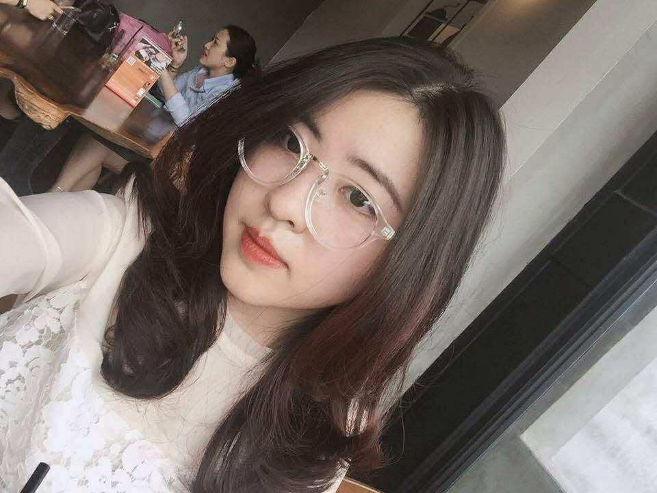 Kính Mắt tròn bầu trong suốt thời trang Hàn Quốc