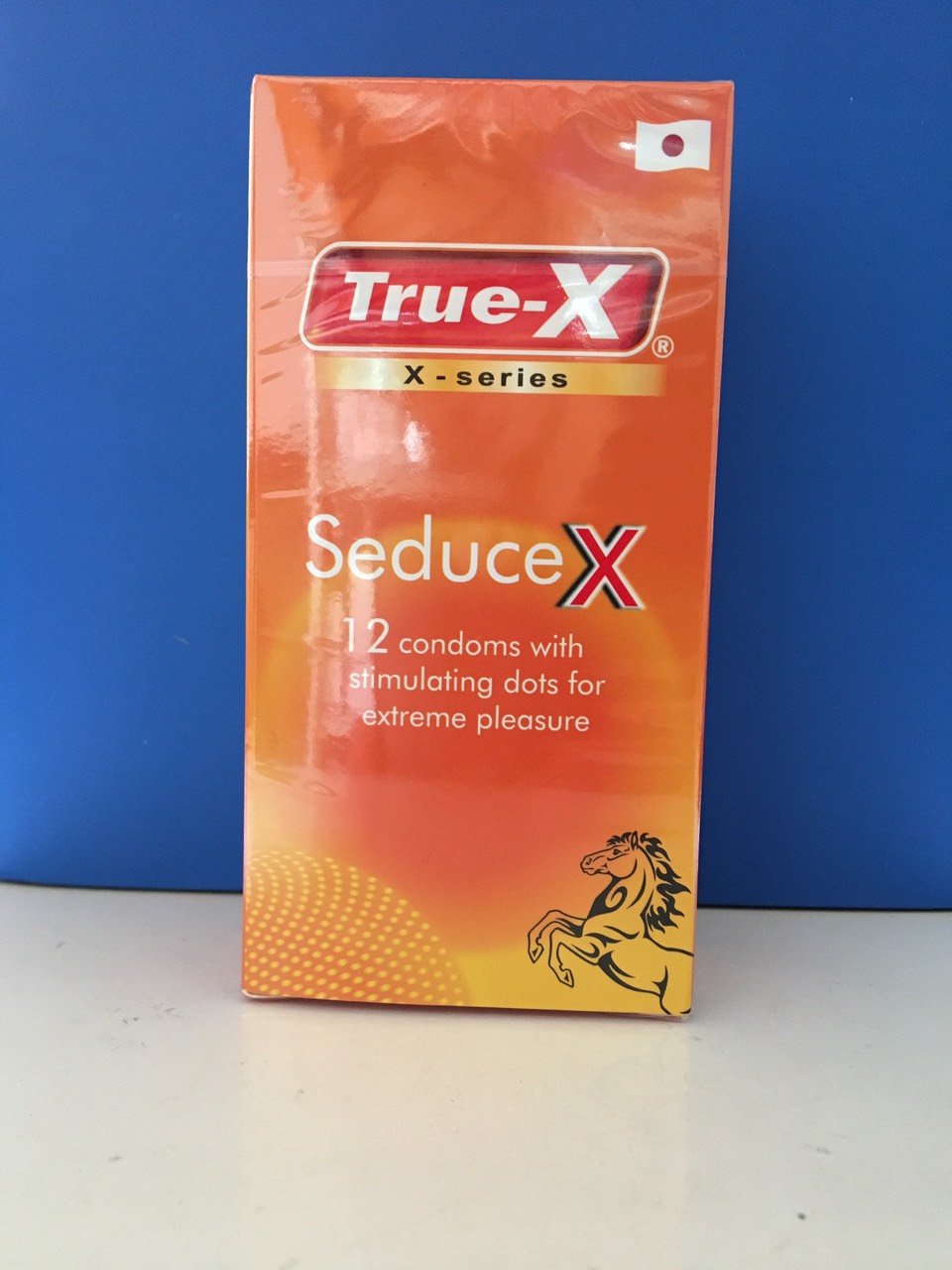 Bộ 2 hộp bao cao su True-X SeduceX chấm nổi 1 hộp 12 chiếc