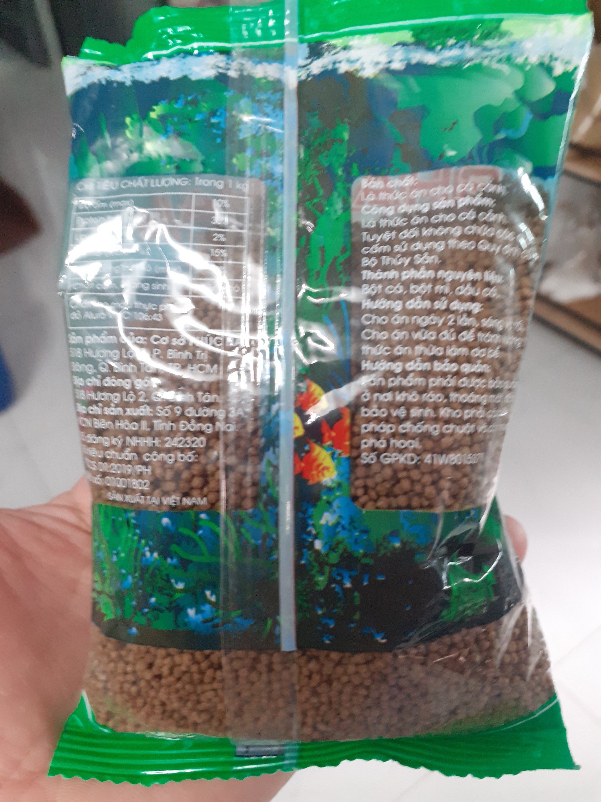 Gói 100gr Thức ăn cho tất cả các loại cá kiểng