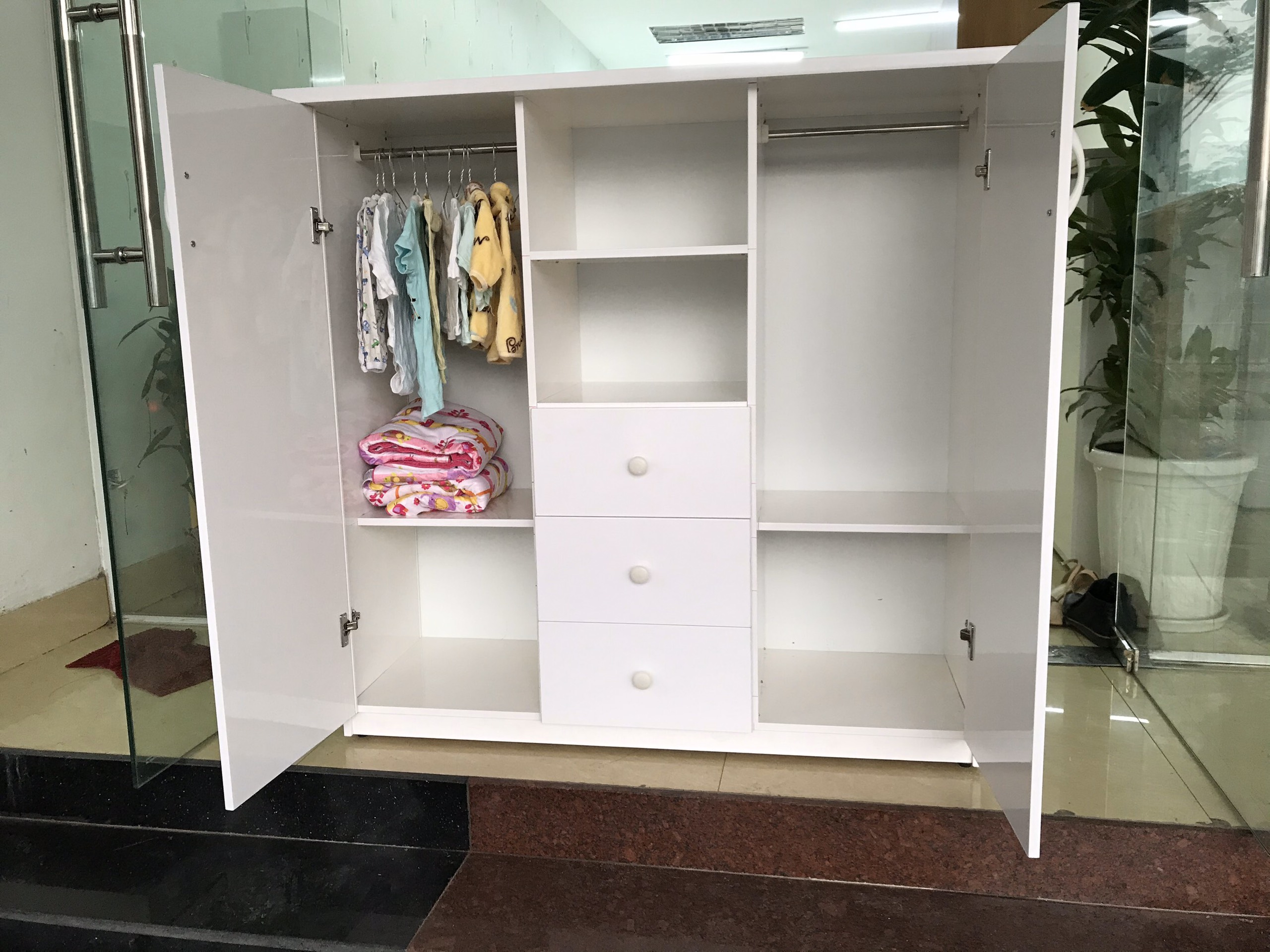 Tủ quần áo Baby Jang Mi 