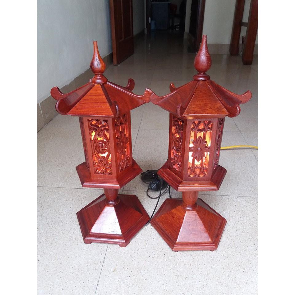 Đèn thờ một đôi - gỗ hương cao 50x18cm