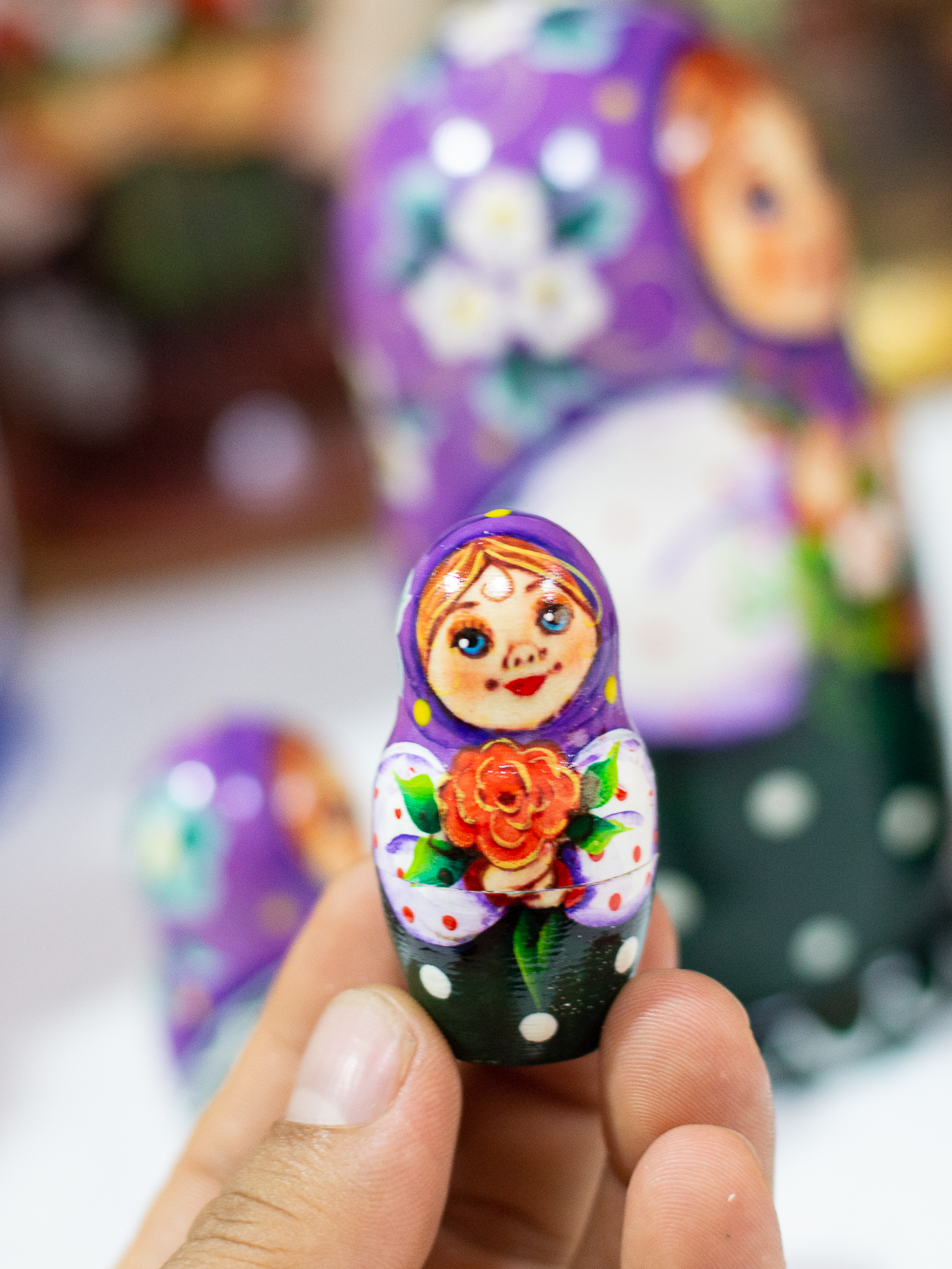 BỘ BÚP BÊ NGA MATRYOSHKA 5 LỚP 15CM "MISA ÔM HOA TÍM" RẤT ĐẸP VÀ ĐỘC ĐÁO