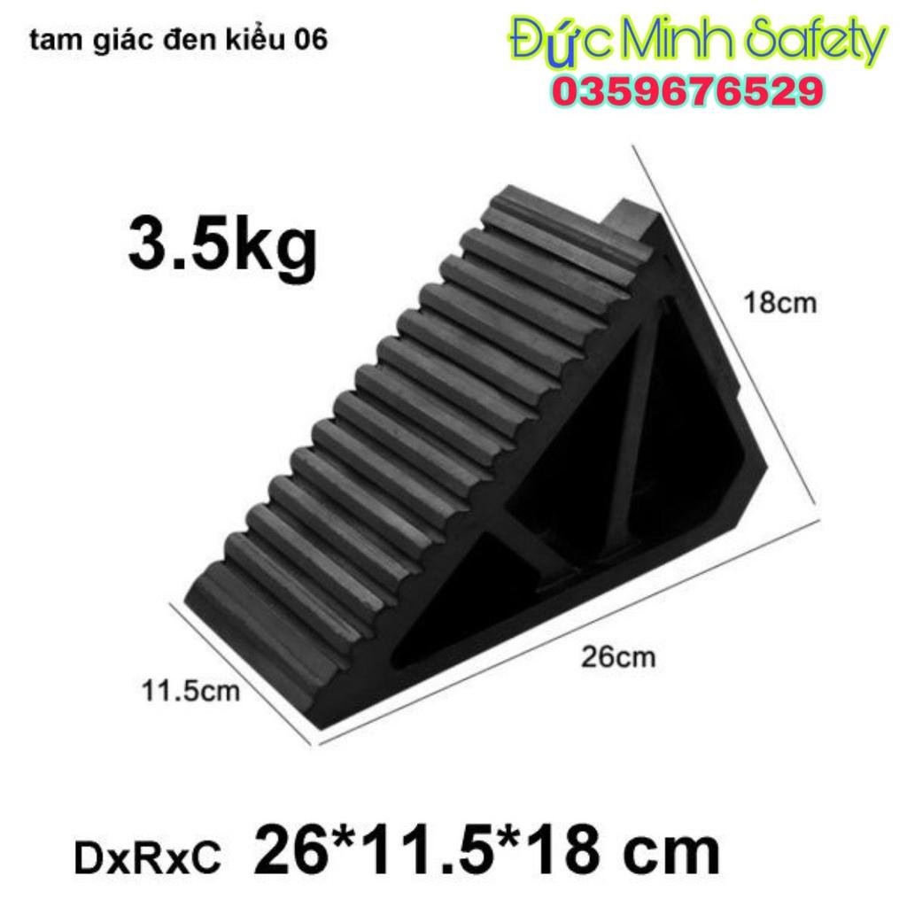 Cục chặn lùi xe oto tam giác di động