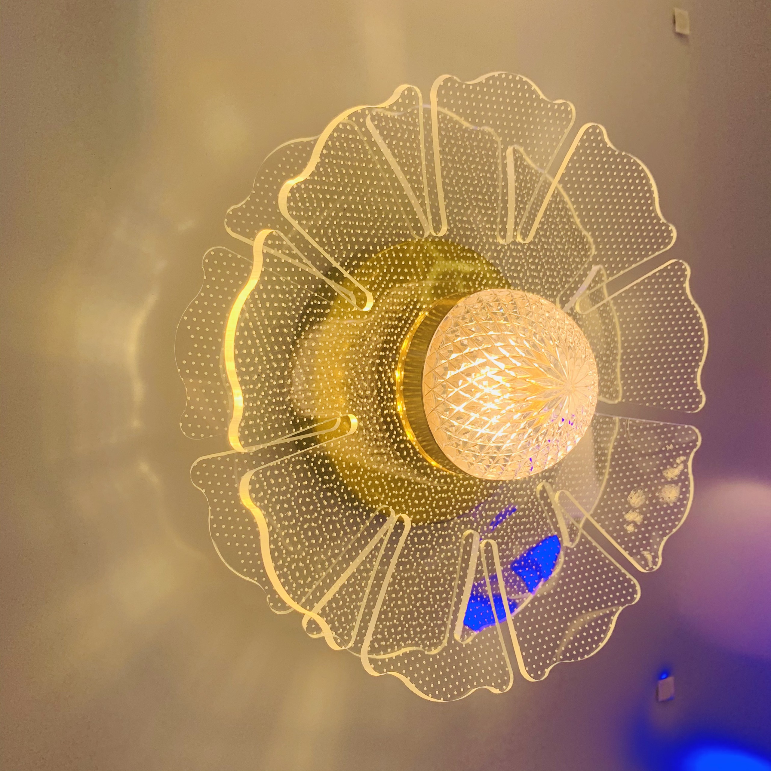 Đèn tường led MONSKY FLOWER 3 chế độ màu ánh sáng hiện đại