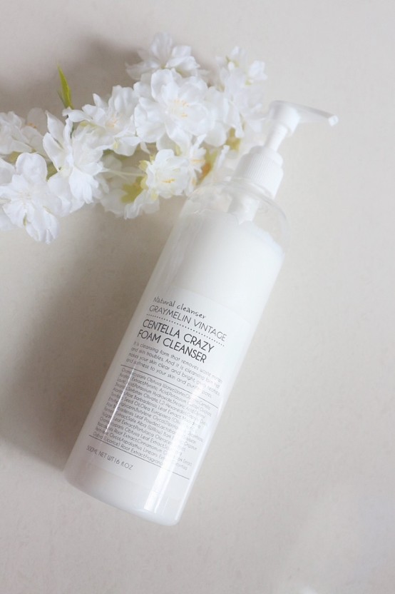 Sửa rửa mặt dịu nhẹ cho da nhạy cảm Graymelin Vintage Centella Crazy Foam Cleanser - 500ml