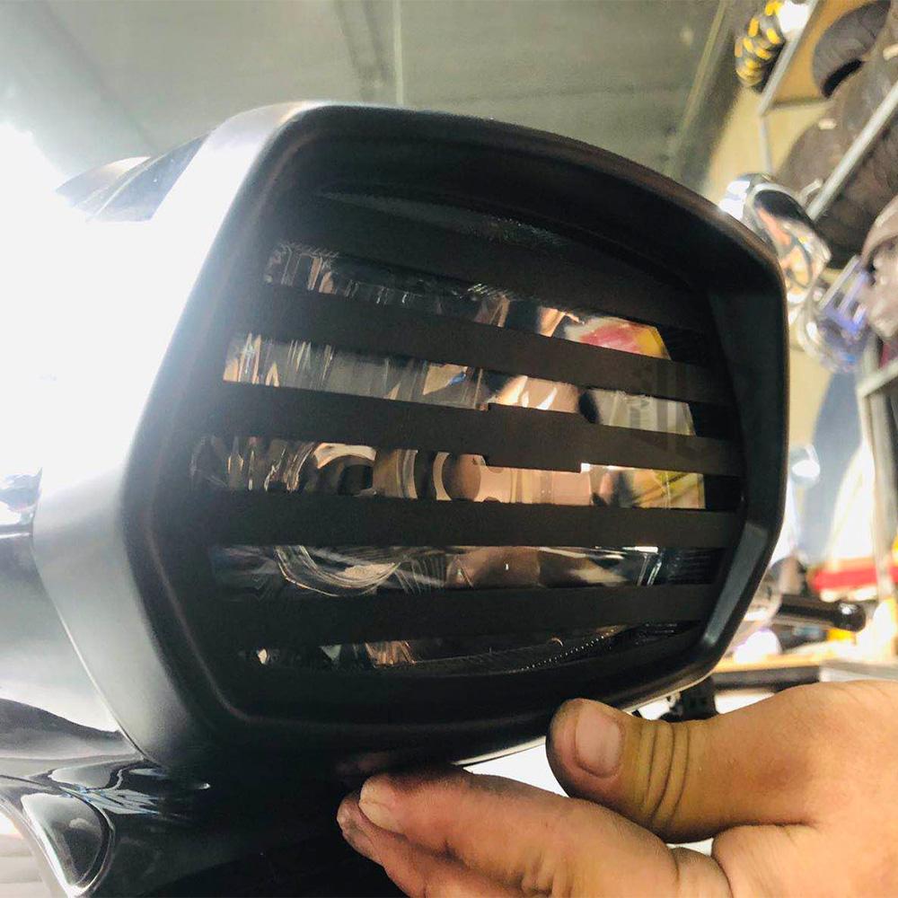 Lưới bảo vệ đèn pha cho xe máy Vespa Srpint 150 các năm 2017 2018 2019