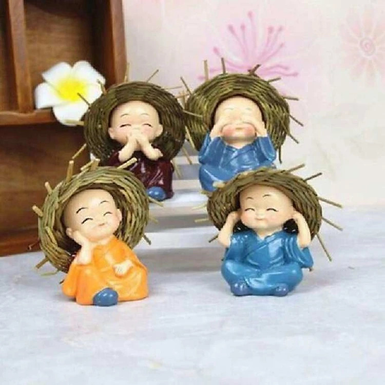 Bộ Tượng 4 Chú Tiểu Đội Nón Rơm Trang Trí Bàn Làm Việc , Để Taplo Xe Hơi  PaKaSa - Hàng chính hãng