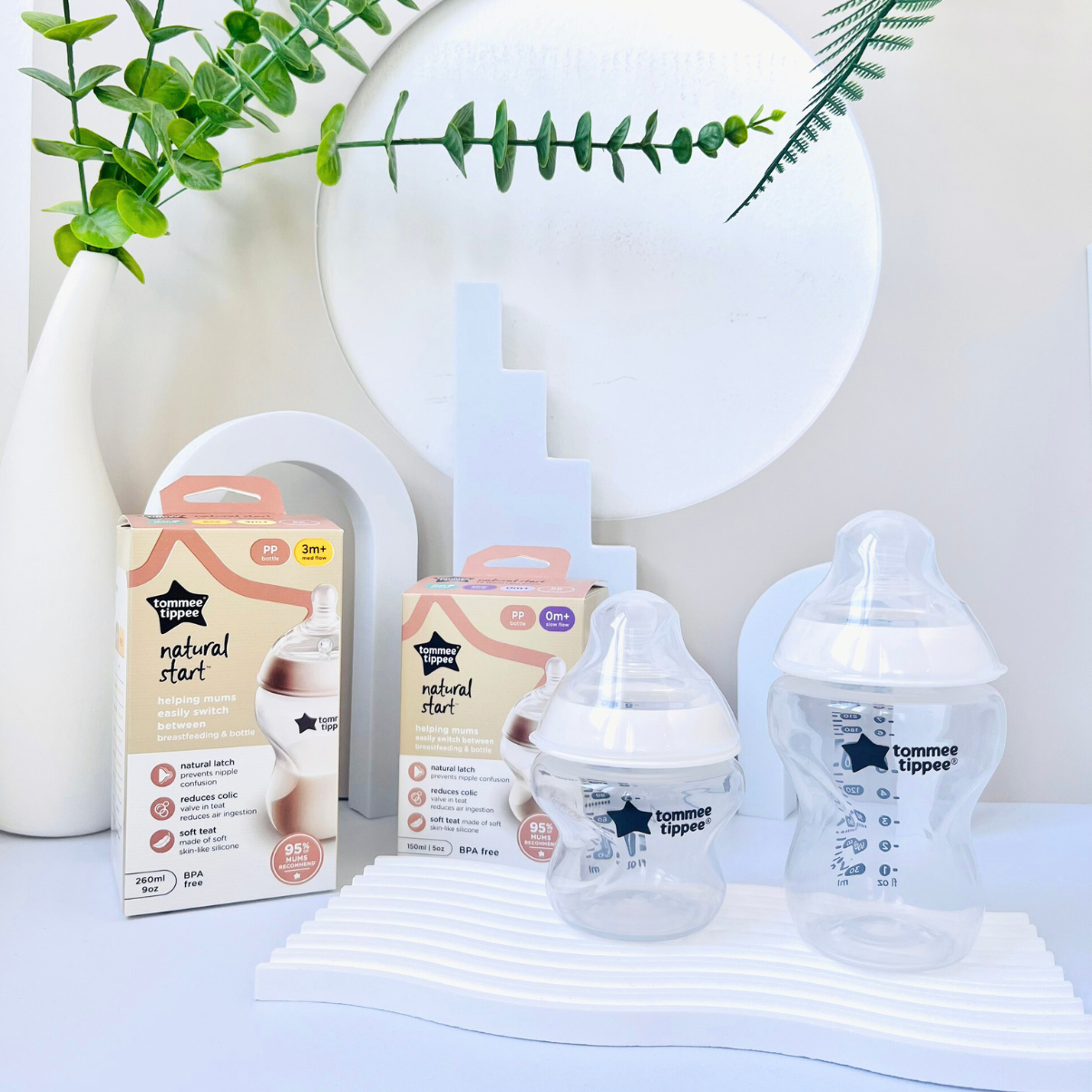 Bình sữa ty siêu mềm tự nhiên Tommee Tippee Natural Start 150ml, núm ty đi kèm 0-3 tháng