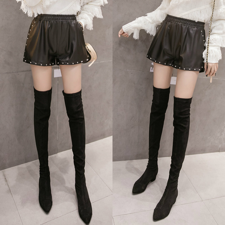 Quần shorts da đính hạt ống rộng Mã: QN942
