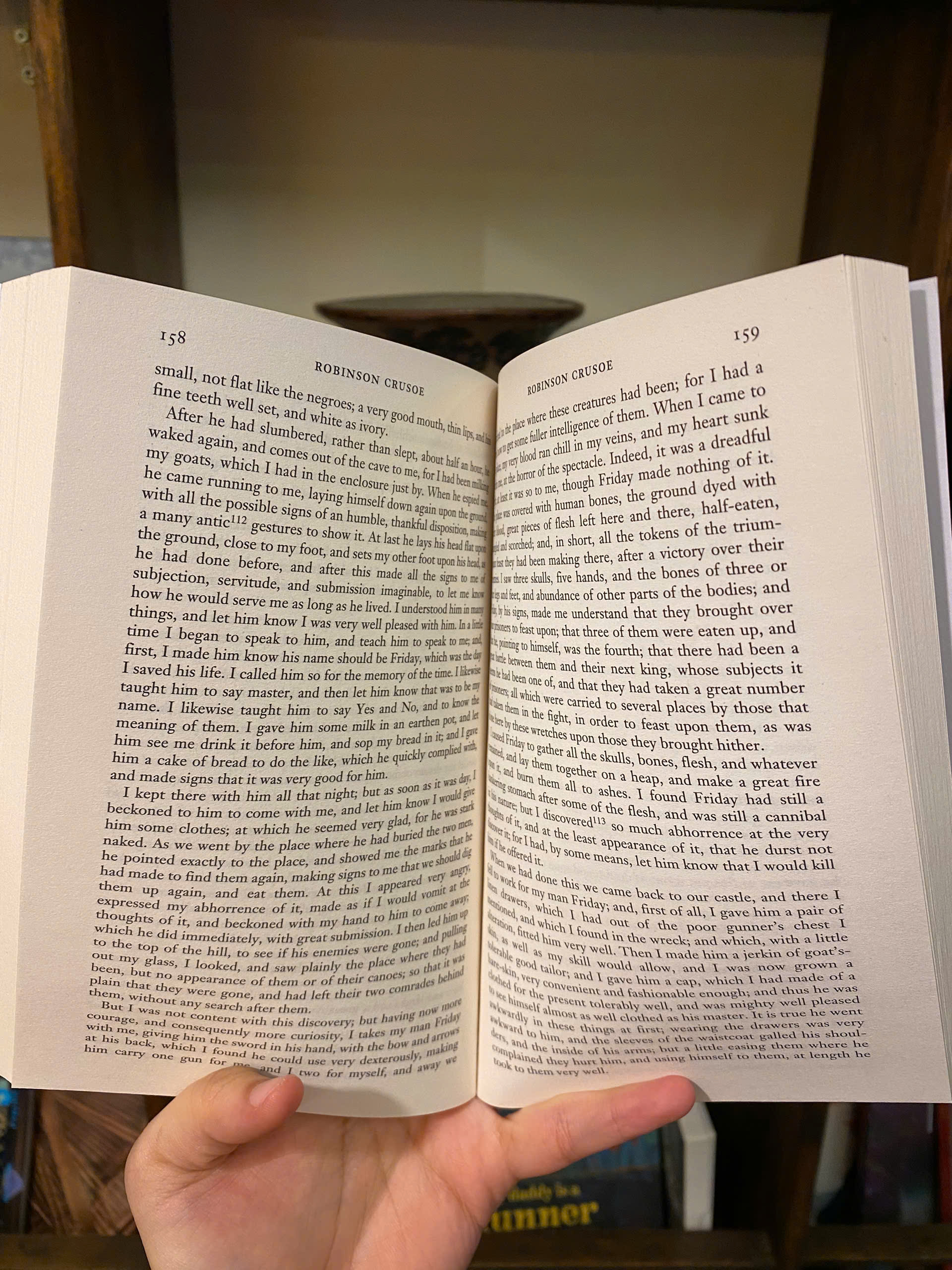 Sách - Robinson Crusoe by Daniel Defoe - Tiểu Thuyết Tiếng Anh/ English Novel/ Wordsworth Classics