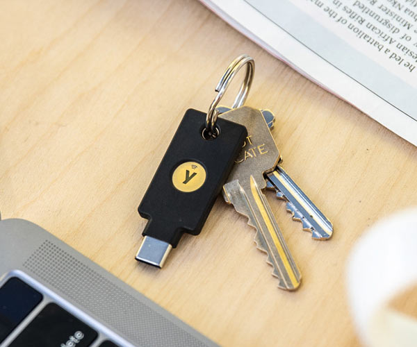 Thiết bị xác thực hai yếu tố Yubikey 5C NFC - hàng chính hãng