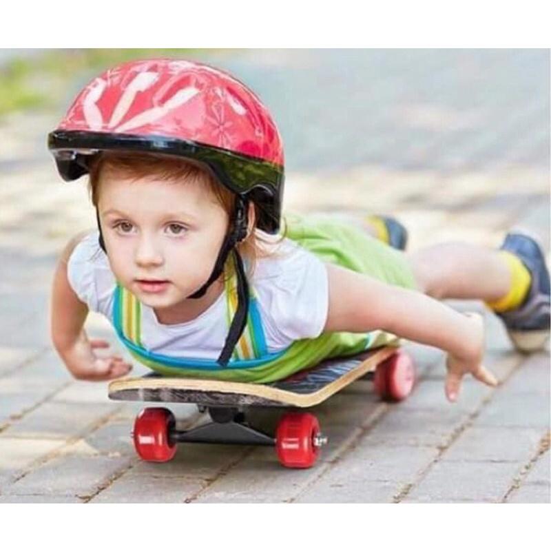 Ván Trượt Skateboard Trẻ Em Nhiều Màu Kích Thước 60cm