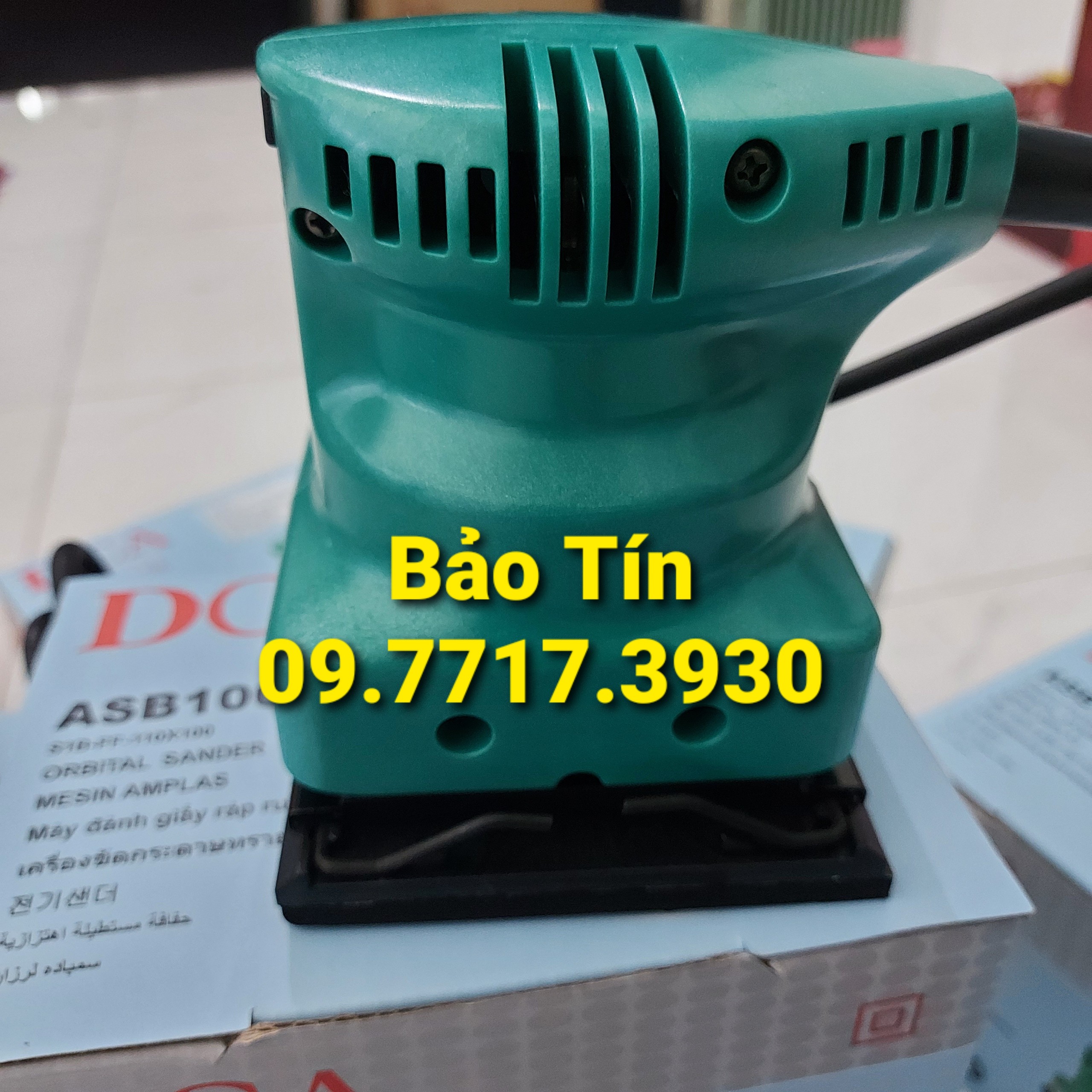 Máy chà nhám vuông 150W DCA ASB100