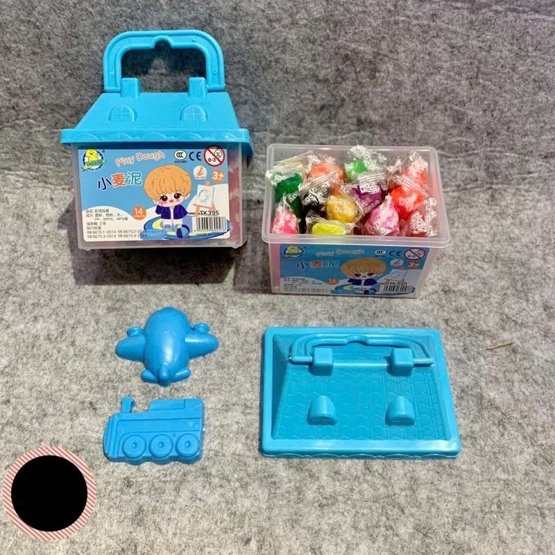 Đất Nặn Nhiều 14 Màu - Chất Liệu An Toàn - Có Khuôn Kèm - 14 - 01 Hộp Nhựa Có Quai Xách Giao Màu Ngẫu Nhiên - 7022