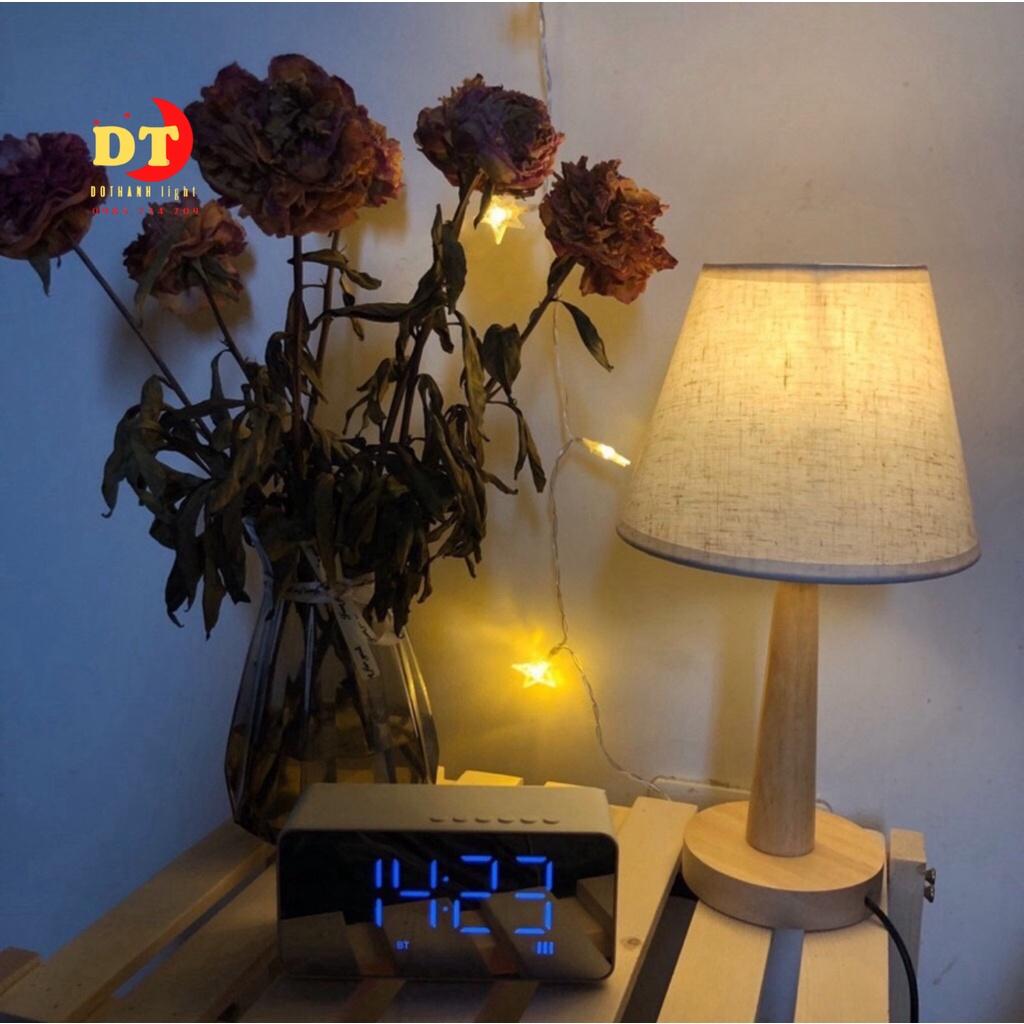 Đèn Ngủ Để Bàn Thân Gỗ Phong Cách Bắc Âu HTLK DBN