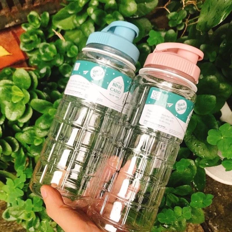 Bình nước thể thao caro 750ml Việt Nhật
