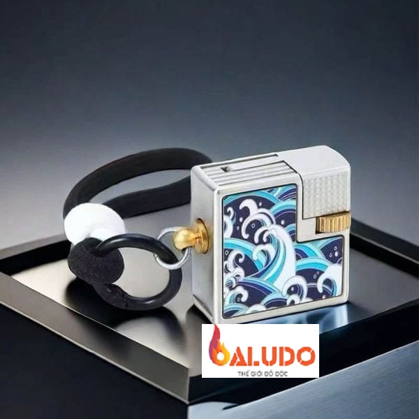 Vỏ hộp quẹt xăng đá CF-720 có móc treo chìa khóa (Giao ngẫu nhiên)