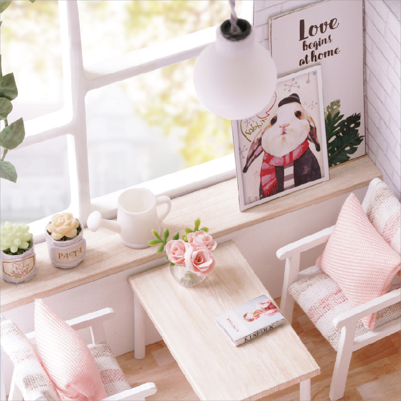 Mô Hình Lắp Ghép DIY - Pink House
