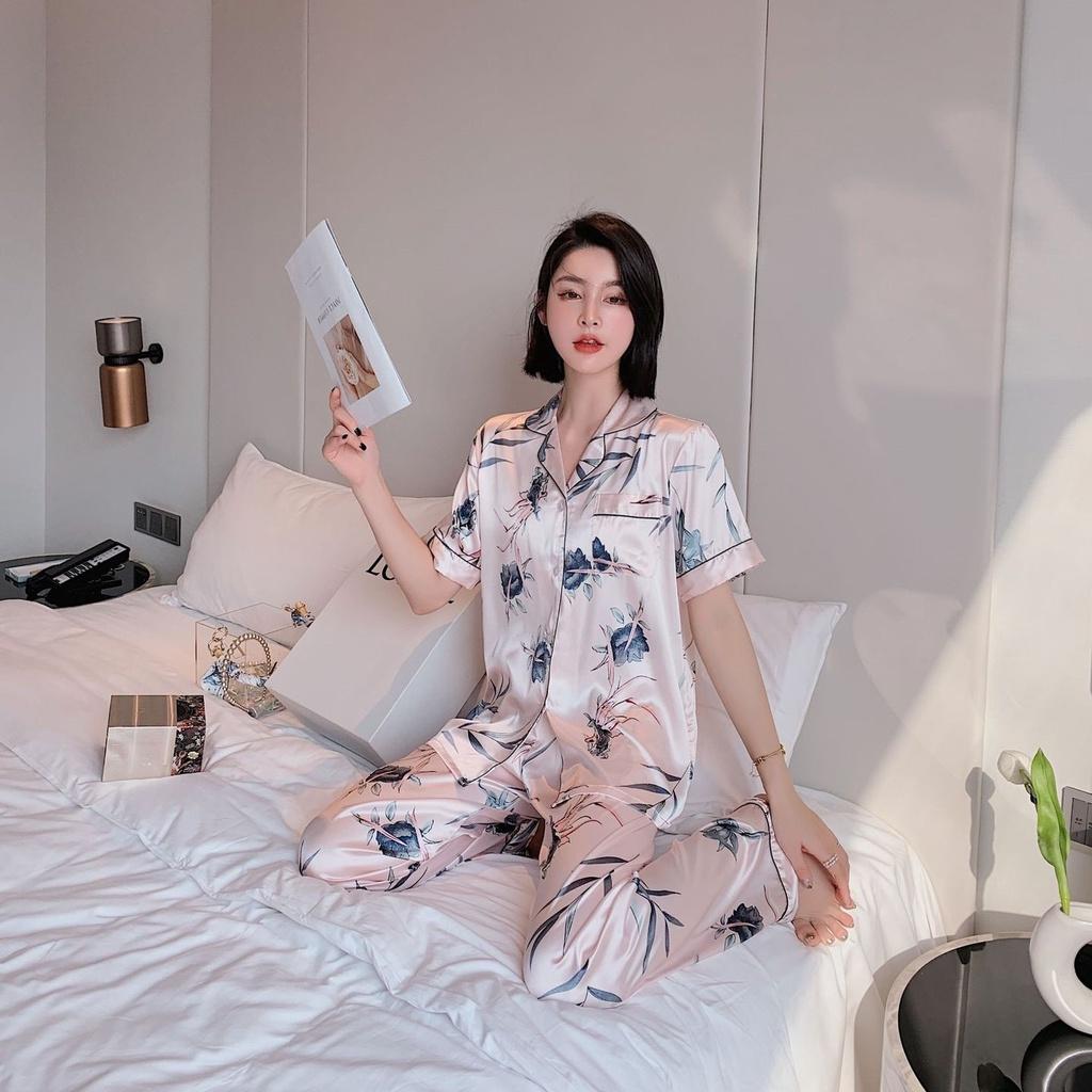 Pijama Nữ - Bộ Ngủ Cộc Dài Vải Lụa Cao Cấp Màu Hồng Nhạt Họa Tiết Lá CDLP07