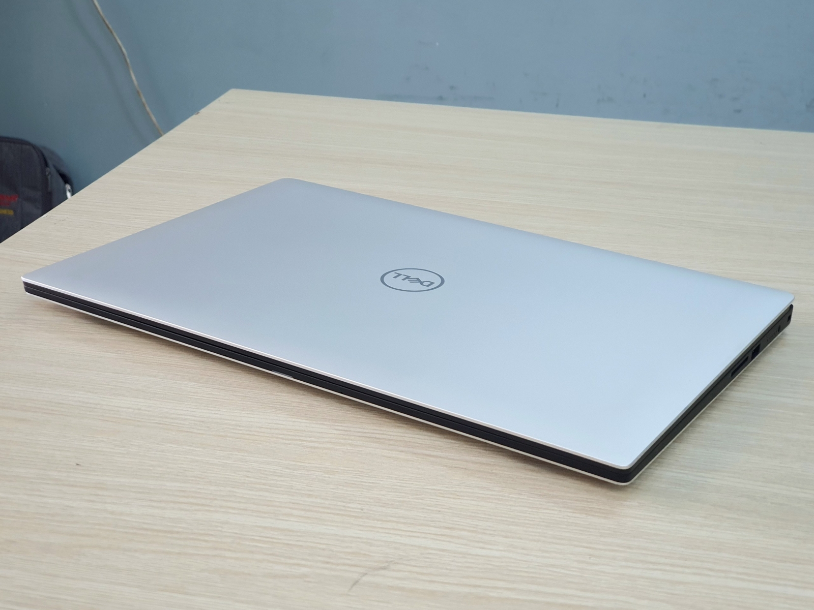 Dell Precision 5540 Core i9 Ram 16gb, SSD NVME 512gb Card T2000 15.6inch IPS - Hàng Chính Hãng