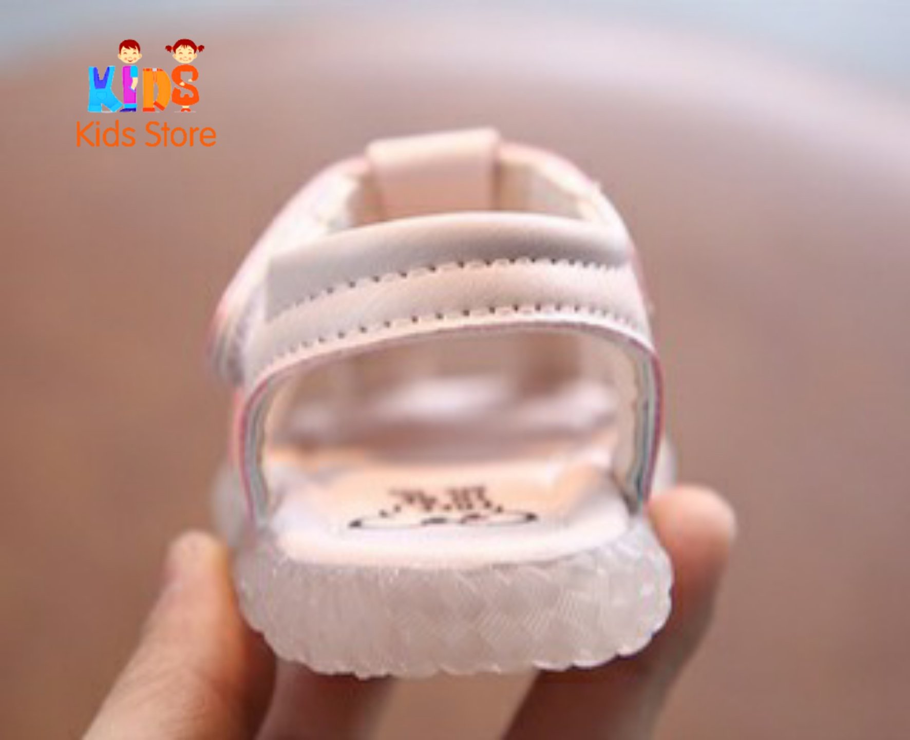 Sandal Bé Gái Đế Mềm Chống Trơn Hot Trend 2021 màu hồng