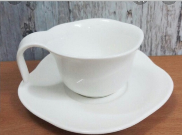Set chén trà kèm đĩa sứ cao cấp hoa mai