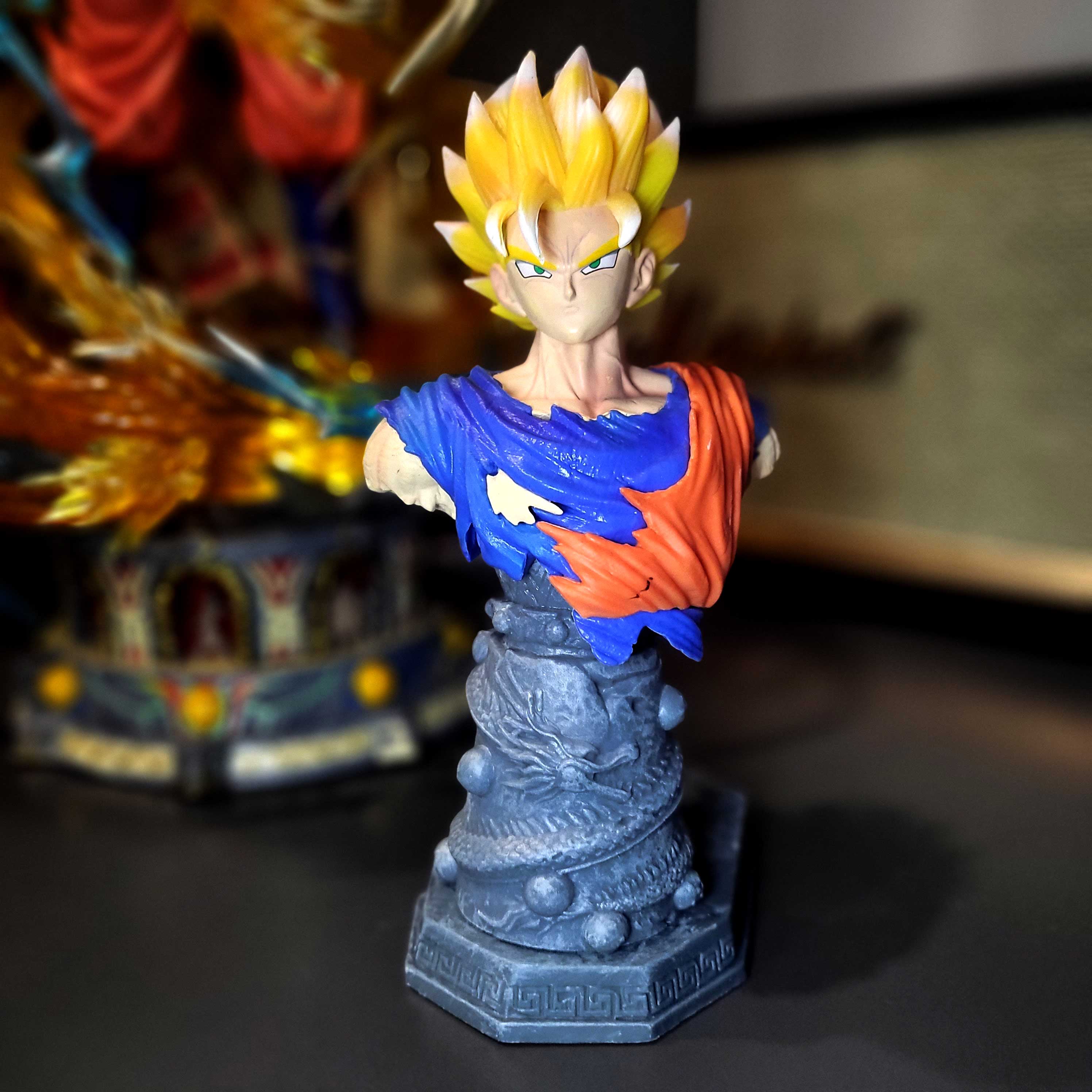 Mô hình Goku SSJ3 42cm có LED - Dragon Ball