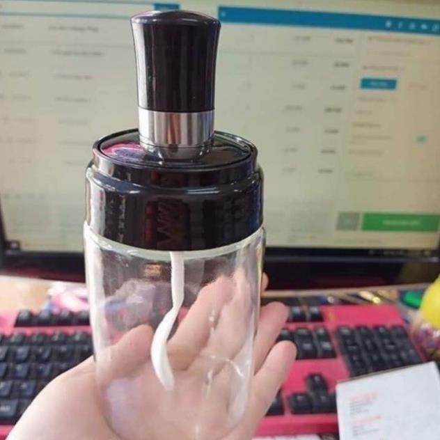 Hũ, lọ đựng gia vị kèm thìa suêu tiện dễ sử dụng, đồ dùng nhà bếp