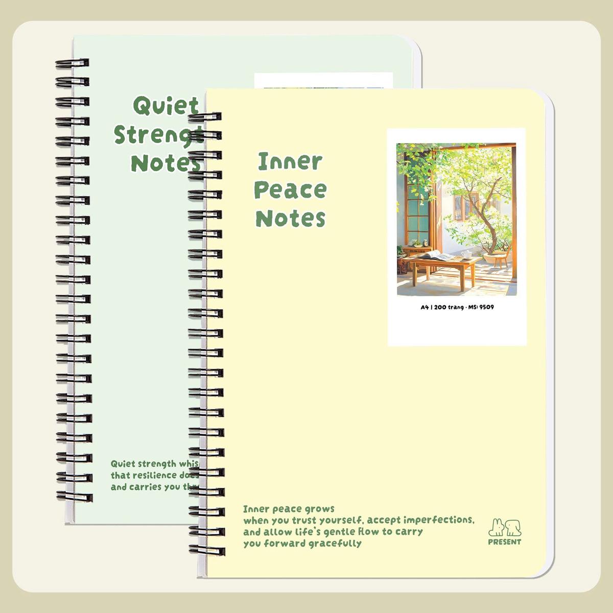 Sổ Lò Xo Bìa Bồi Present A7 - Kẻ Ngang - 200 Trang 70gsm - Hải Tiến 9530 (Mẫu Bìa Giao Ngẫu Nhiên)