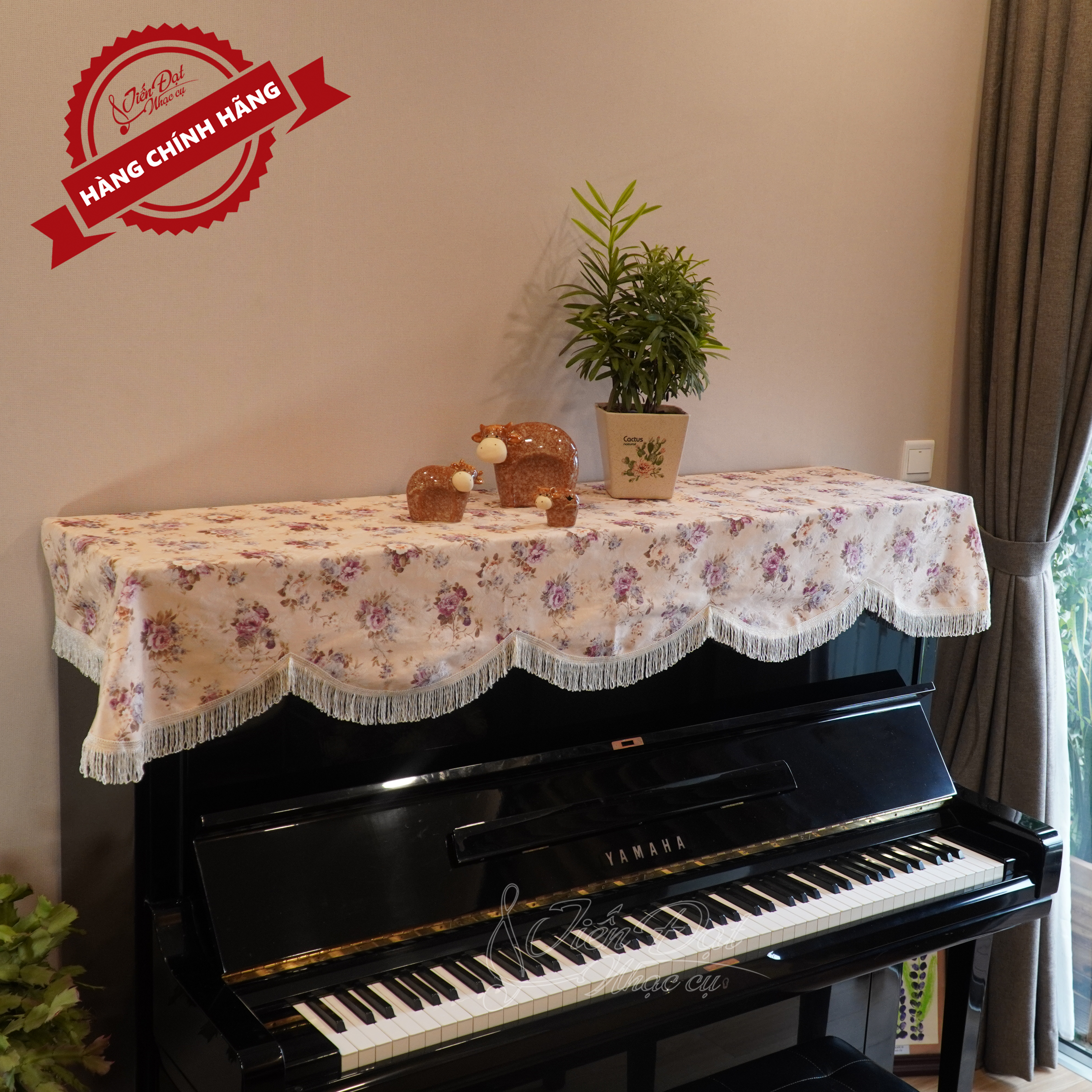 Khăn Phủ Đàn Piano Họa Tiết Hoa Hồng Bất Tử, Tua Rua Sang Trọng KU-04