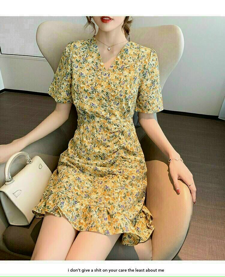 Đầm đuôi cá cổ V phối dây rút vải lụa