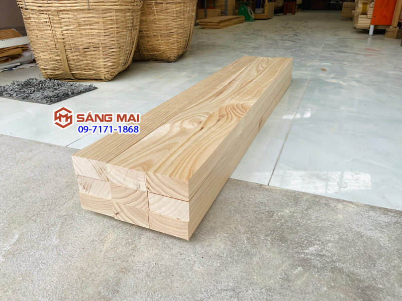 Thanh gỗ thông 4cm x 8cm x dài 120cm + láng mịn 4 mặt