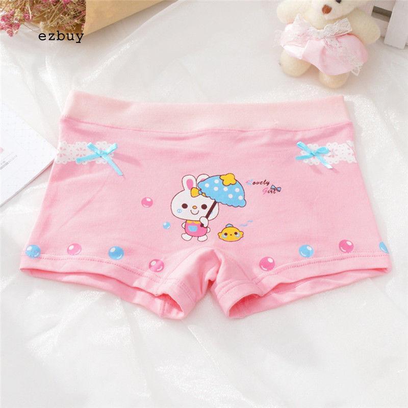 Quần lót chất Cotton hoạ tiết chú thỏ đáng yêu cho bé gái