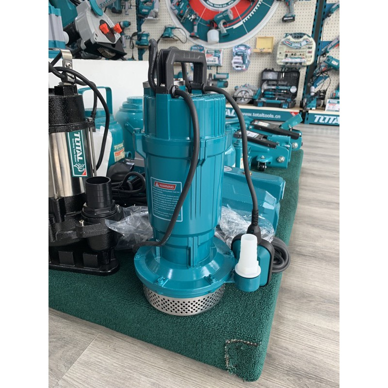 MÁY BƠM CHÌM NƯỚC SẠCH 750W TOTAL TWP67506 - HÀNG CHÍNH HÃNG