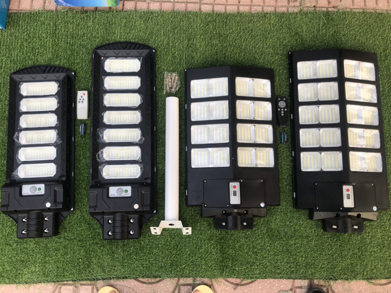 Đèn Đường Năng Lượng Mặt Trời 360w,150w,120w, Đủ Công Suất.