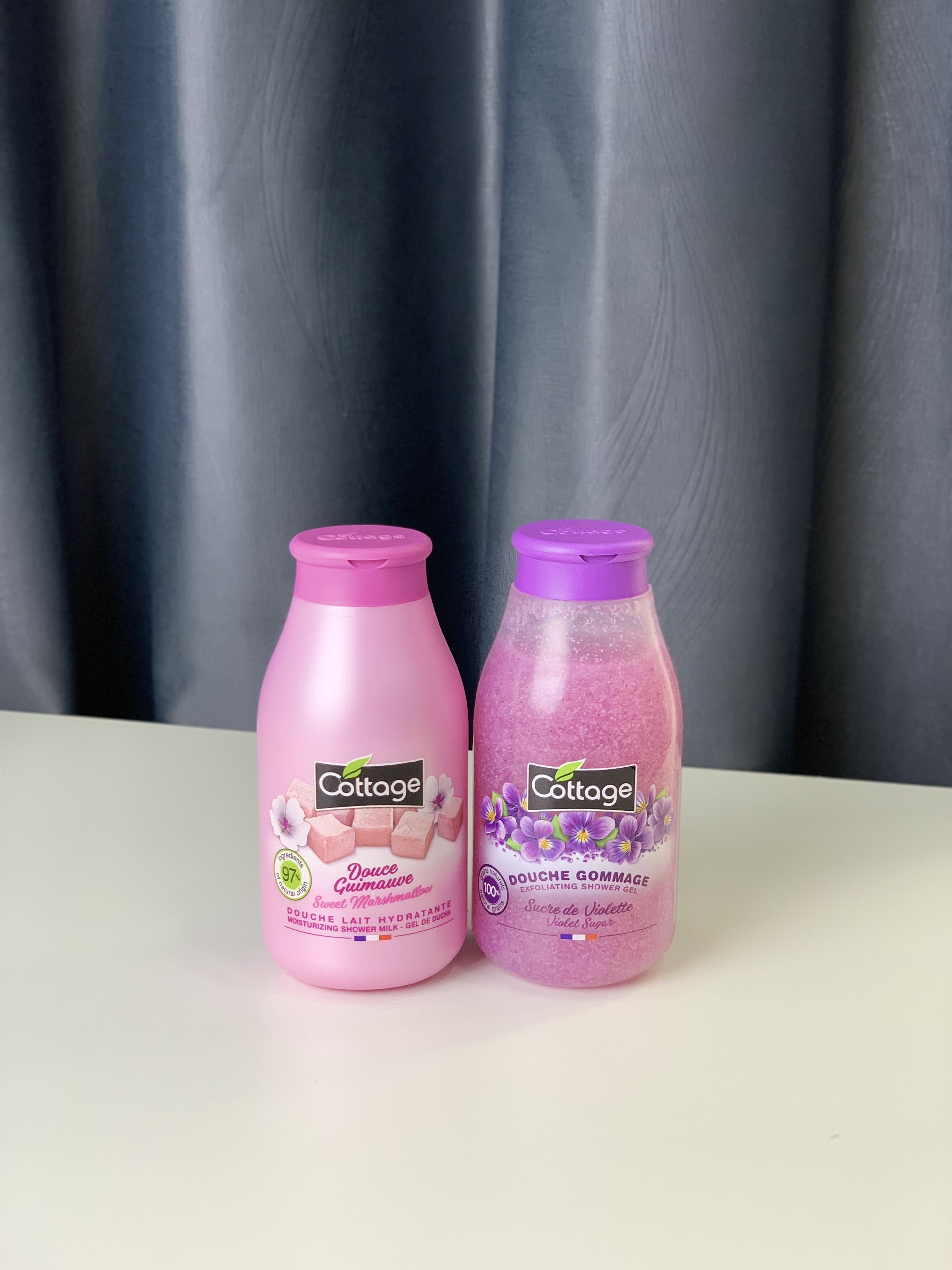 Set 2 chai sữa tắm + tdc Cottage Marshmallow và Hoa tím