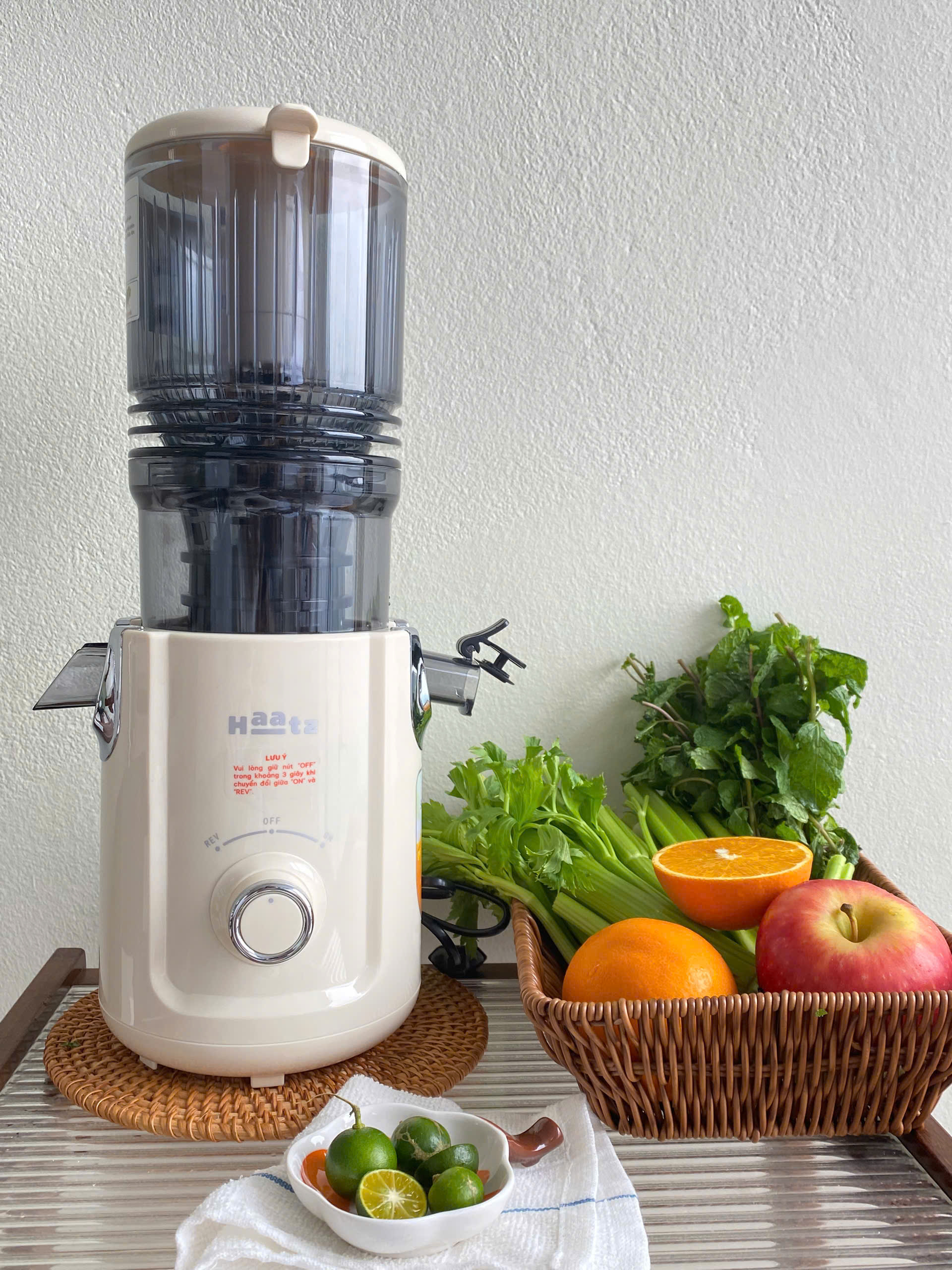 Máy Ép Chậm Hàn Quốc Haatz HSJ368 (Model 2025) 300W, Ép Nguyên Quả - Kiệt Bã, Hàng Chính Hãng