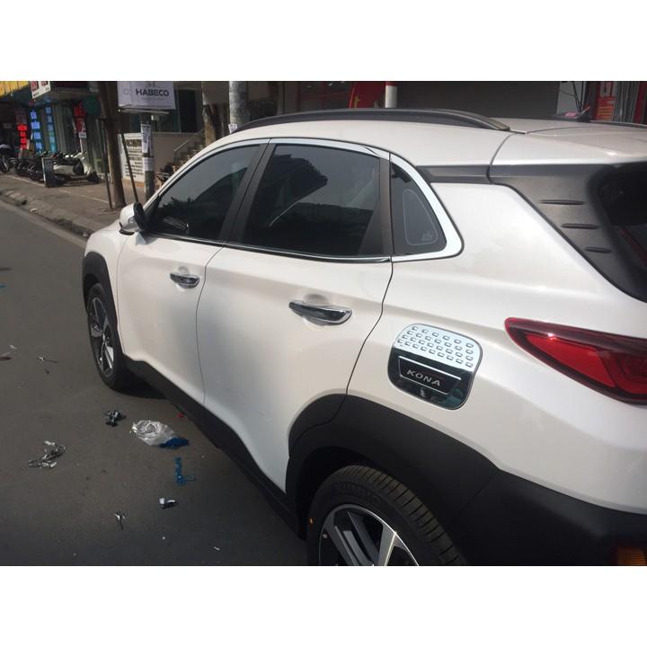 Ốp nắp bình xăng Hyundai Kona mạ Crom