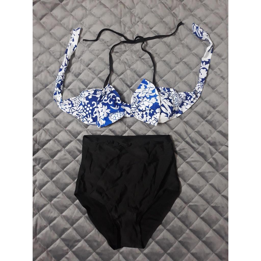 BIKINI HAI MẢNH HOA TRẮNG XANH