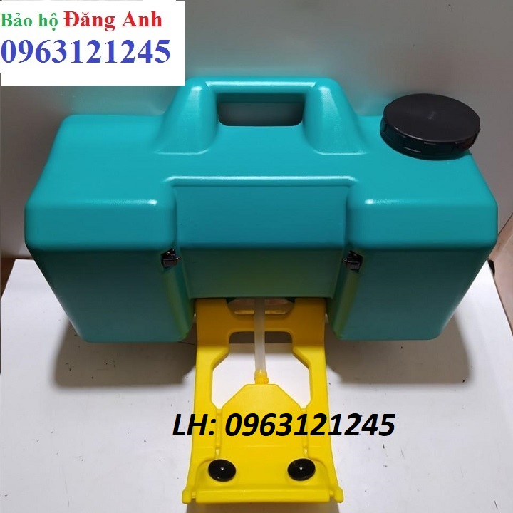 Bồn rửa mắt khẩn cấp UK302 gắn tường